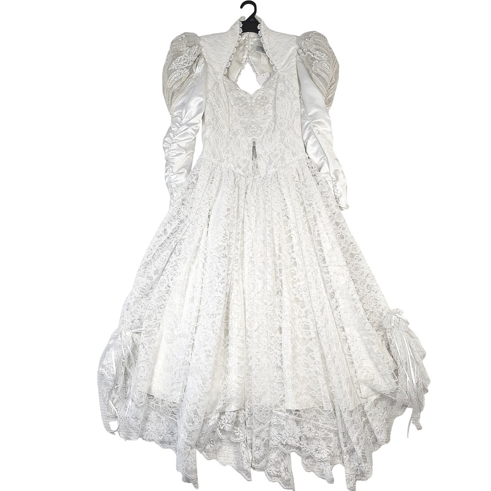 Lilia Smitty Exclusive Vintage 80s Lace‎ Wedding Dress Puff Sleeve Beaded 5/6